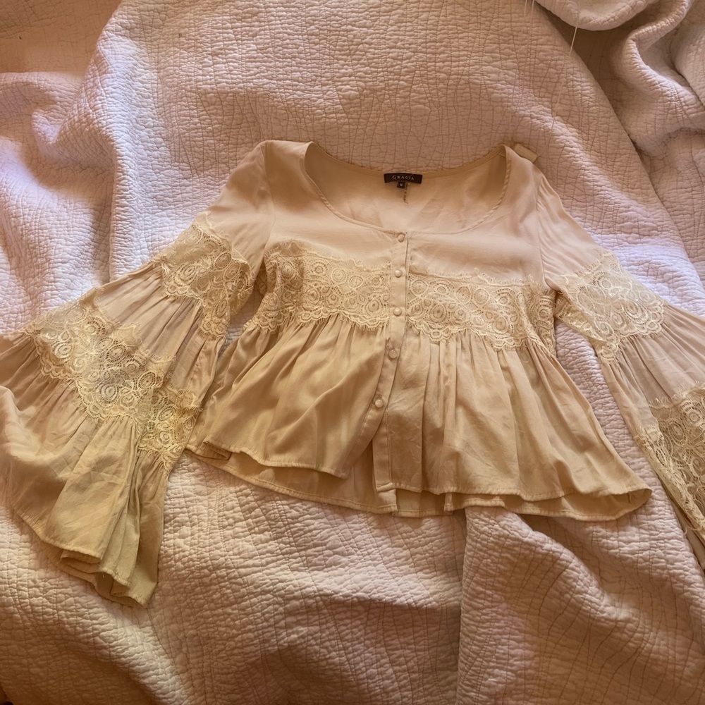 Cream Gracia Wide Sleeve Top